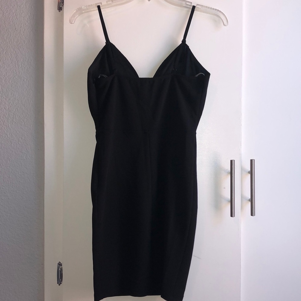 Windsor Dress - Picture 3 of 7